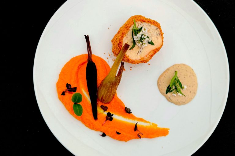 Assiette gastronomique aux produits de saison