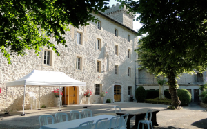 Vue extérieure du Château des Anges