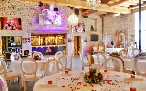 Salle de réception du Domaine de la Ferme de Montin