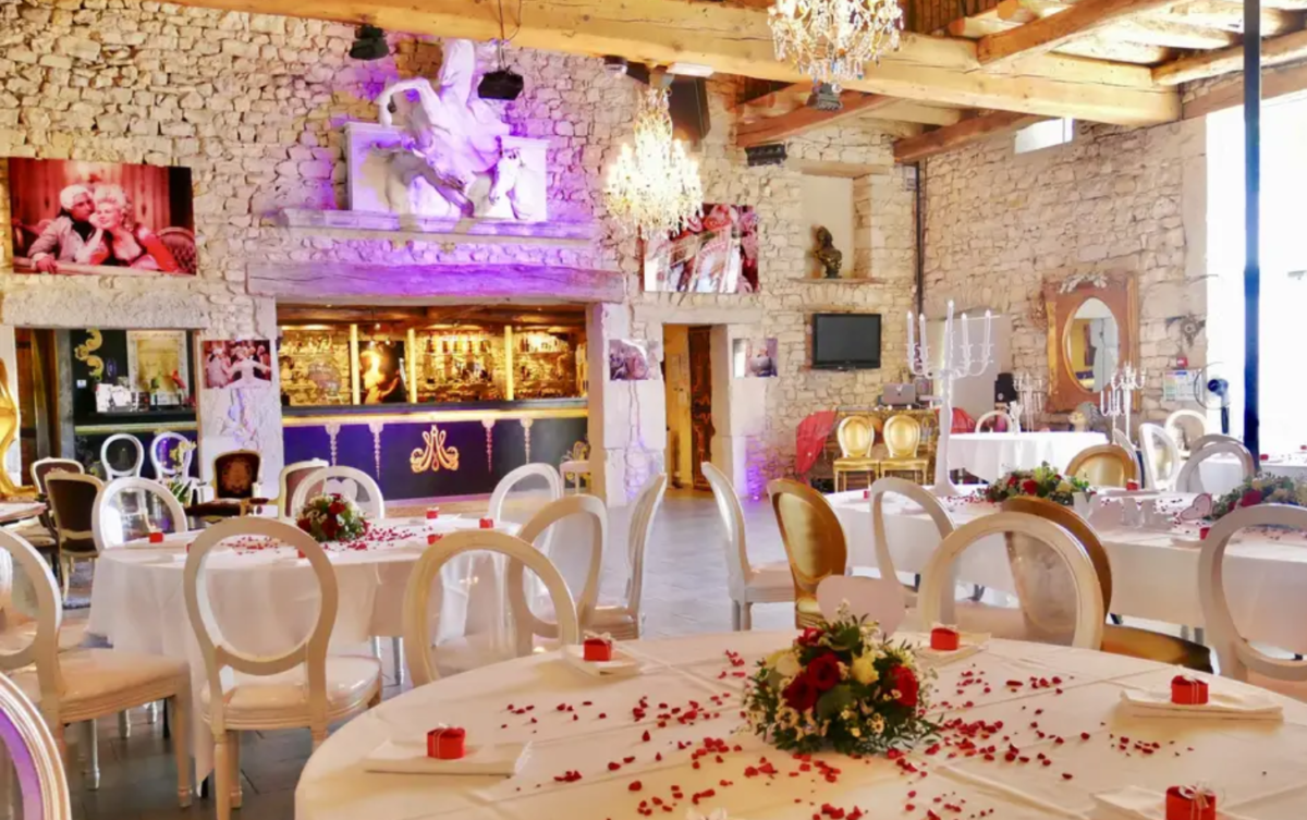 Salle de réception du Domaine de la Ferme de Montin