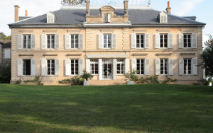 Vue extérieure du Château de Ravatys