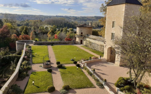 Vue extérieure du Château de St Bernard